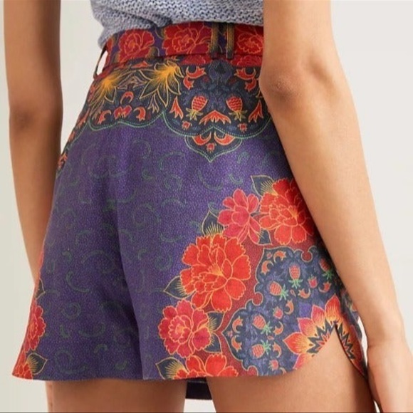 Farm Rio Floral Printed Shorts - Picture 2 of 7